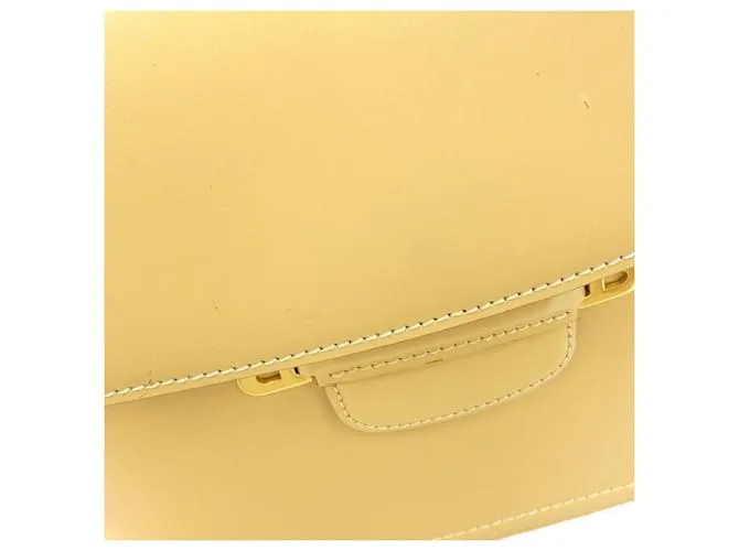 Bally Excesivamente Amarillo 