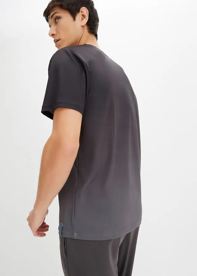 Camiseta funcional con degradado cromático negro-pizarra