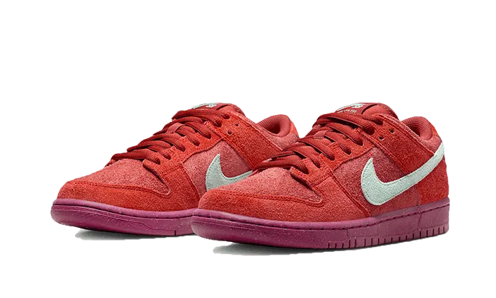 Nike SB Dunk Low "Mystic Red"