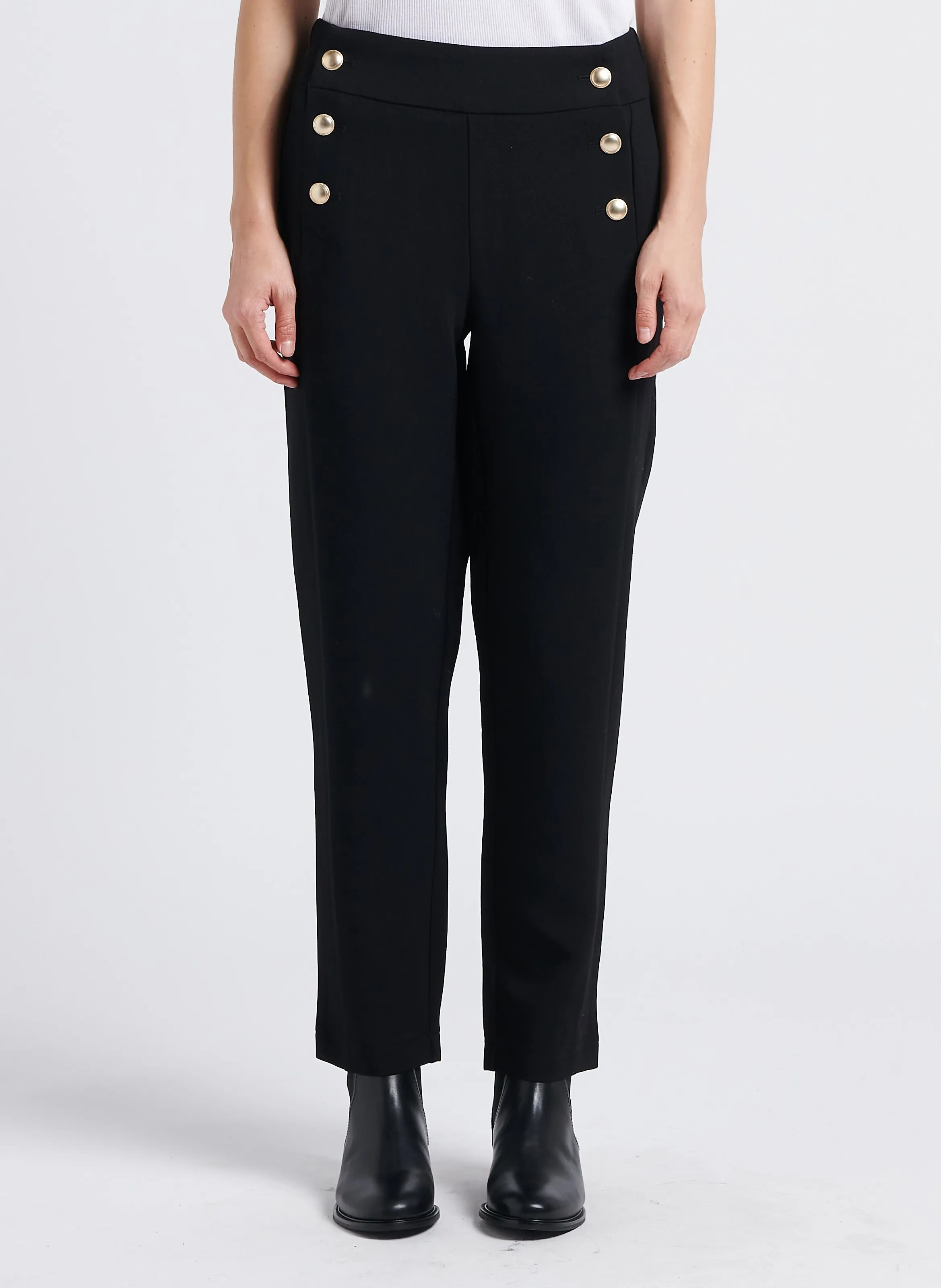 WINNIE - Pantalón recto de tiro alto en negro